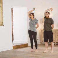gimnasio en casa — Gimnasio en Casa: Cómo Equiparlo con Mínima Inversión para los Colombianos