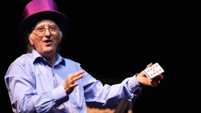 Legado Juan Tamariz — El Legado de Juan Tamariz: un maestro de la magia que cautivó a Colombia
