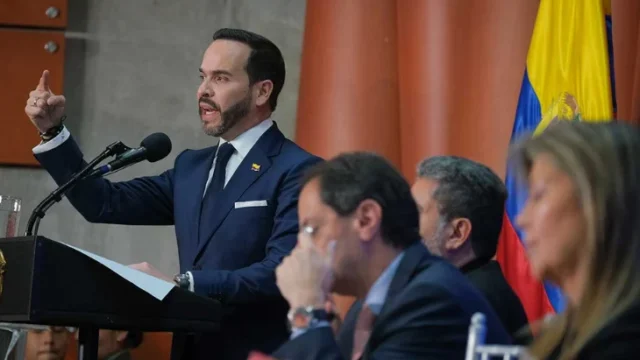 inadmisiones colombianos México — Preocupación por inadmisiones de colombianos en México: ¿Qué implica para los vi