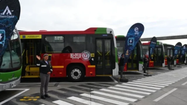 buses eléctricos duales — Bogotá Recibe 50 Buses Eléctricos Duales, Únicos en el Mundo