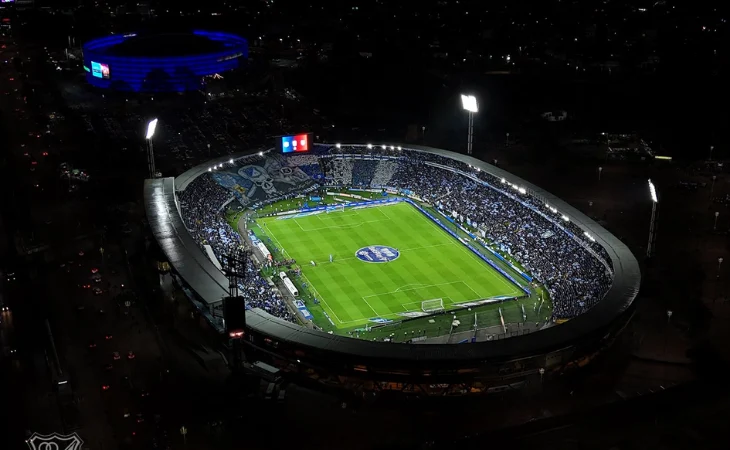 Multa Central Cervecera — Multa Central Cervecera por fallas en promociones a hinchas en Colombia