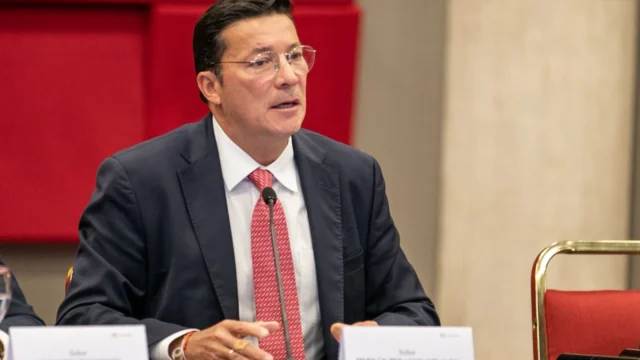 amenazas registrador Penagos — Amenazas al Registrador Penagos Generan Alerta en Colombia