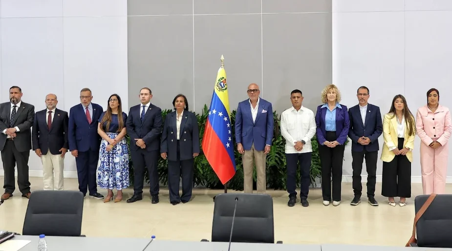 diálogo político Venezuela — Diálogo político Venezuela: Inician conversaciones clave para el futuro del país