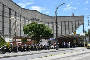 cierre escenarios Pereira — Cierre escenarios Pereira: Terremoto suspende actividades deportivas y albergues