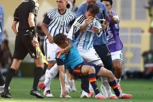 Sanciones FIFA Argentina — Sanciones FIFA Argentina: Duras multas y suspensiones para jugadores de la Albic