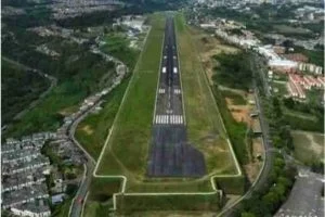 Aeropuerto Matecaña reabre — Aeropuerto Matecaña reabre gradualmente tras sismo: Impacto clave en la conectiv
