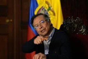 capturas cabecillas Petro — Expresidente Petro Atribuye a Intereses Externos la Fuga de Cabecillas