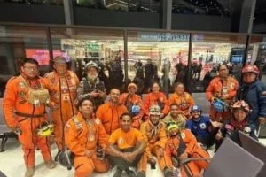 Topos Azteca Colombia — Topos Azteca Colombia: Brigada Mexicana Refuerza Búsqueda de Sobrevivientes