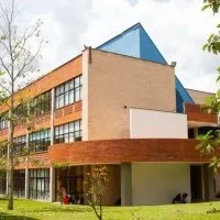 suspensión clases UCP — UCP Pereira mantiene suspensión de clases tras sismo: Impacto y apoyo para estud