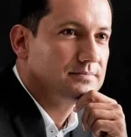 legado Fernando Chica — Legado Fernando Chica: Un Servicio que Marcó a Santa Rosa de Cabal