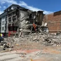 Balance víctimas terremoto — Balance víctimas terremoto: Colombia enfrenta desafío masivo con más de 300 fall