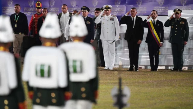 Nueva cúpula militar — Presidente De La Espriella presenta nueva cúpula militar para reforzar seguridad