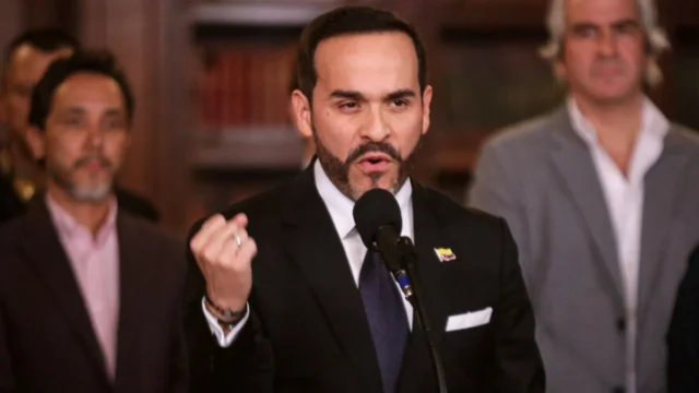 embajadores insubsistentes META_ — Impacto en la Política Exterior: Gobierno Declara Insubsistentes a Cinco Embajad