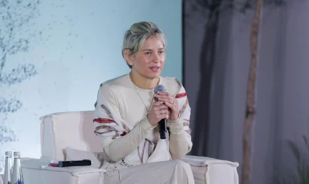 respuesta exprimera Dama — Exprimera Dama solicita análisis contextual de audios de Eva Ferrer