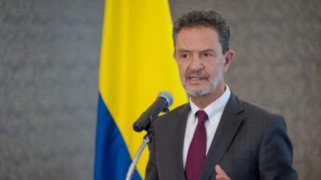Gobierno niega rechazo ayuda — Gobierno Colombiano Aclara Recepción de Ayuda Internacional Tras Sismo