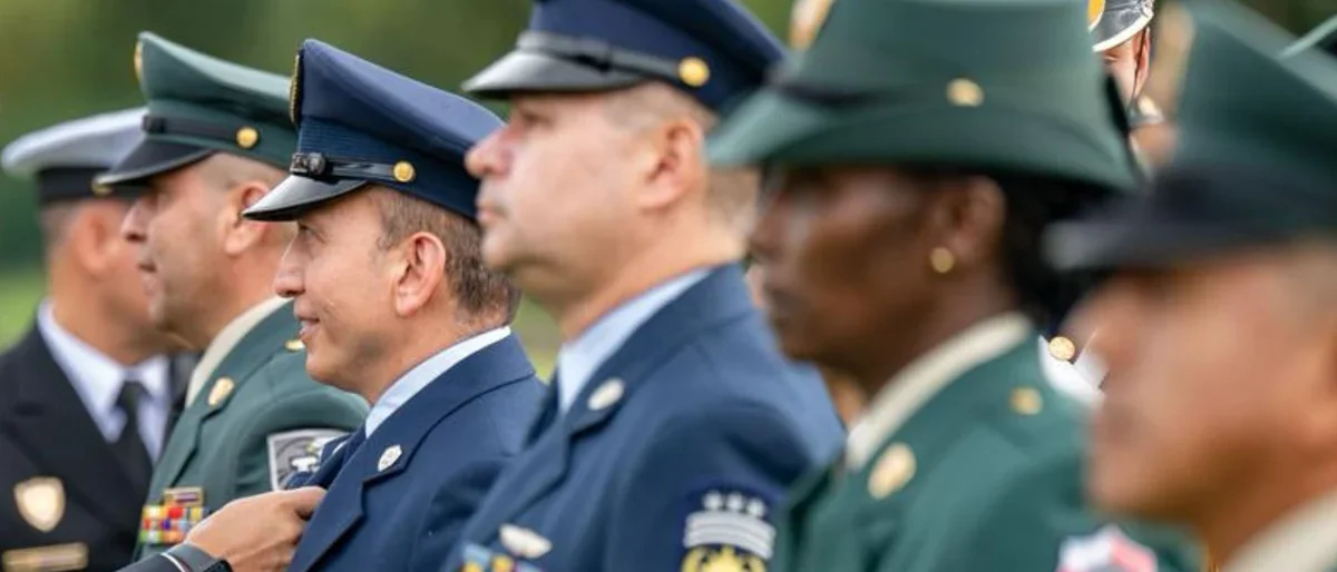 Voto militar Colombia — Voto militar Colombia: Radican proyecto para el sufragio de la Fuerza Pública