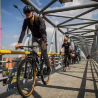Ciclovía Nocturna Bogotá 2026 — Bogotá Se Prepara para la Ciclovía Nocturna 2026: Un Festival de Pedales y Segur