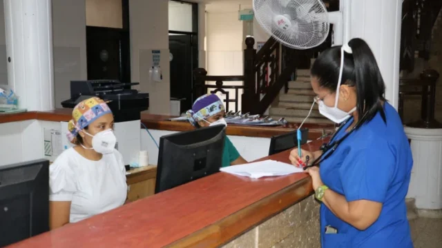 apoyo médicos contratistas — Apoyo Médicos Contratistas: Urgente Petición por Estabilidad Tras Sismo en Colom