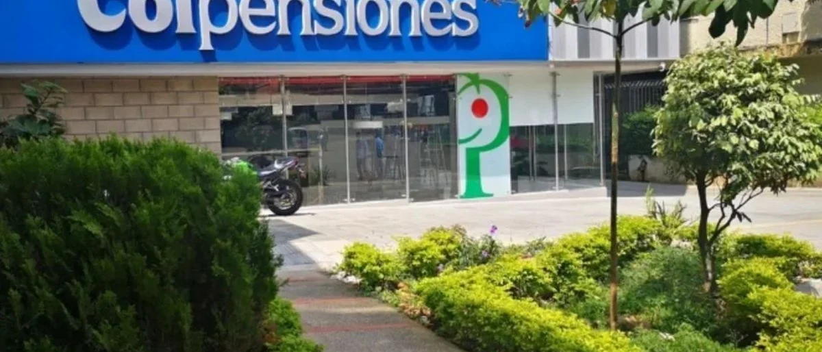 Eliminar Colpensiones — Uribe propone eliminar Colpensiones: ¿un giro radical para el sistema pensional
