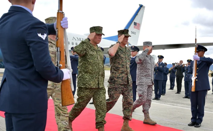 Visita SOUTHCOM Colombia — Visita SOUTHCOM Colombia: Refuerzo clave contra narcotráfico y crimen organizado