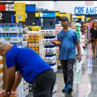 Inflación EE.UU. julio — Inflación EE.UU. julio se mantiene en 3.7%: Implicaciones para Colombia y la Res