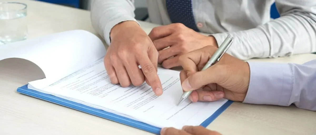 Decreto nombramientos gobierno — Decreto nombramientos gobierno: suspensión temporal de requisitos de meritocraci