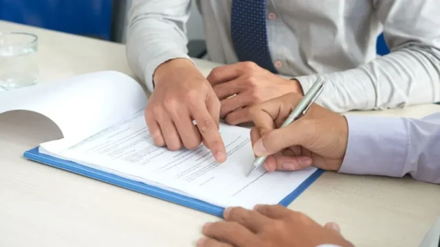 Decreto nombramientos gobierno — Decreto nombramientos gobierno: suspensión temporal de requisitos de meritocraci