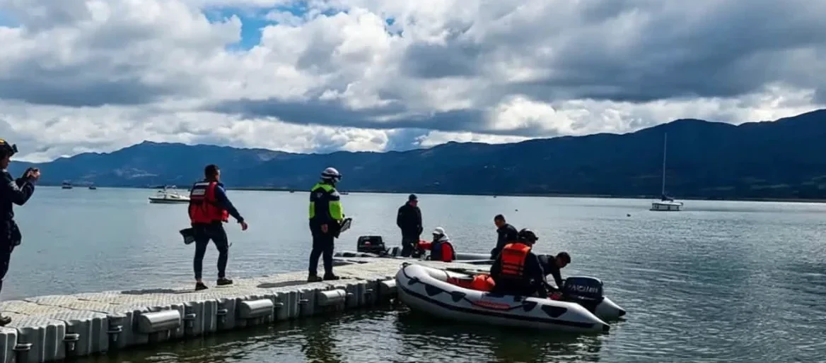 búsqueda embalse Tominé — Intensa búsqueda en el Embalse Tominé tras colisión náutica en Guatavita