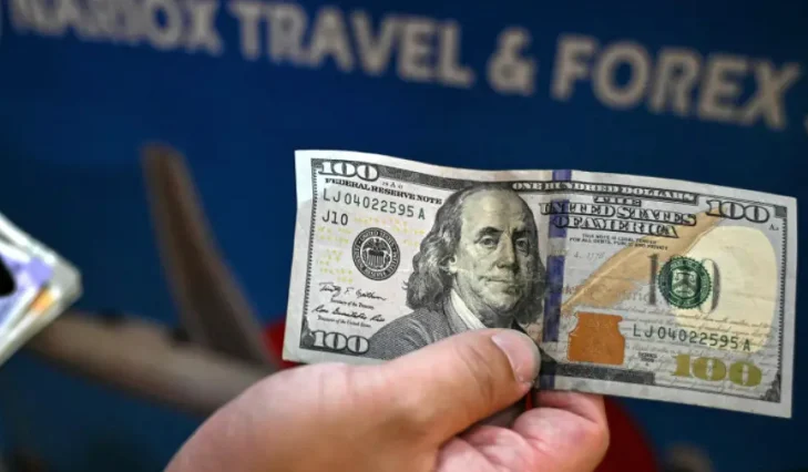 Precio dólar Colombia — Dólar en Colombia: Tendencia a la Baja el 12 de Agosto de 2026