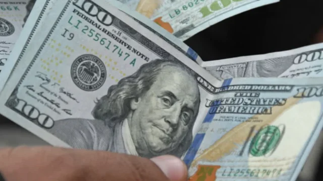 cotización dólar Colombia — Dólar en Colombia Cierra con Leve Aumento Tras Jornada de Volatilidad
