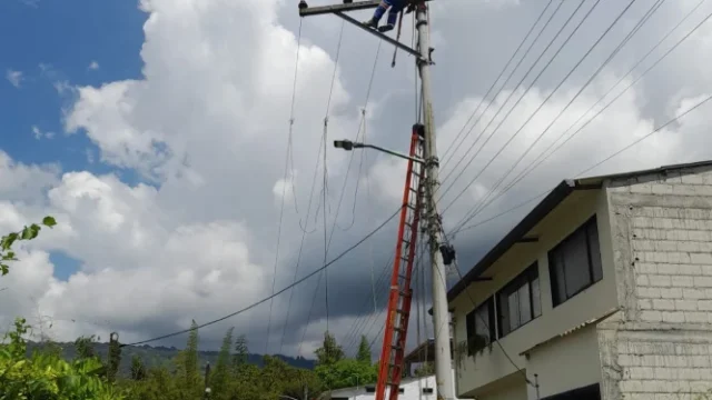 Cortes de luz Bogotá — Cortes de luz Bogotá: Nueve barrios sin servicio este 3 de agosto de 2026