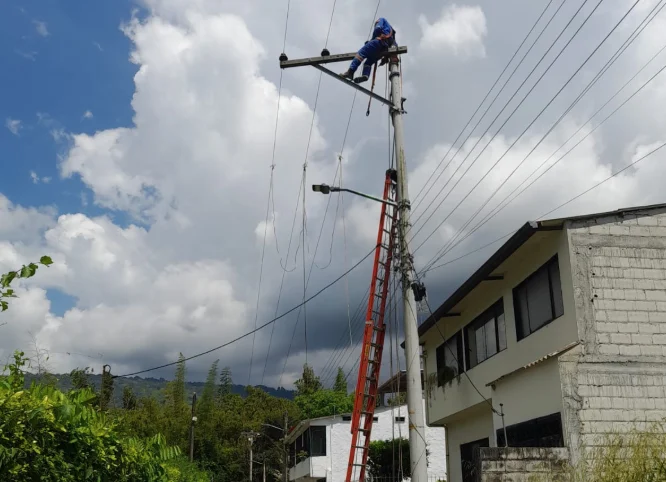 Cortes de luz Bogotá — Cortes de luz Bogotá: Nueve barrios sin servicio este 3 de agosto de 2026