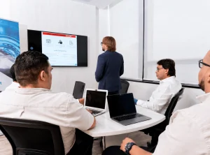 riesgo reputacional IA — Impacto Global del Riesgo Reputacional IA: Un Análisis de Expertos