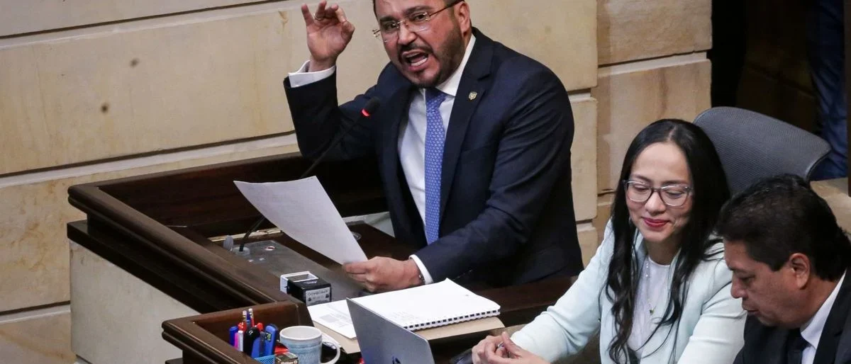 investigación libro verdad — Nuevo Contralor Jorge Laverde Impulsa Investigación Libro Verdad con Órganos de