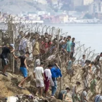 crisis migratoria Ceuta — Crisis Migratoria Ceuta: Un Nuevo Desafío para el Gobierno Español de Pedro Sánc