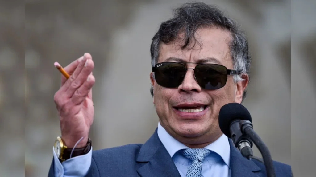 respuesta Gustavo Petro — Gustavo Petro Responde a Acusaciones de Corrupción y Propone Frente por la Vida