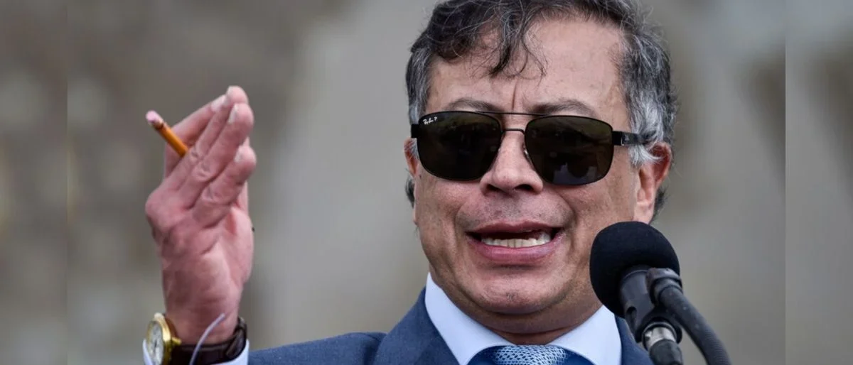 respuesta Gustavo Petro — Gustavo Petro Responde a Acusaciones de Corrupción y Propone Frente por la Vida