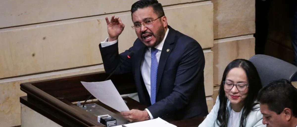 Trayectoria Jorge Laverde — Trayectoria Jorge Laverde: El Nuevo Contralor General de la República