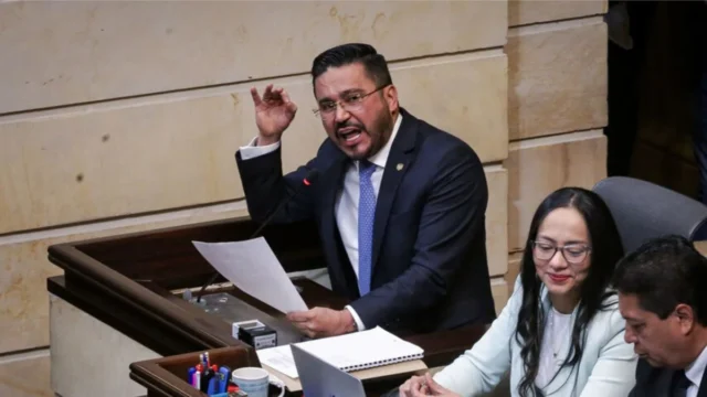 Trayectoria Jorge Laverde — Trayectoria Jorge Laverde: El Nuevo Contralor General de la República