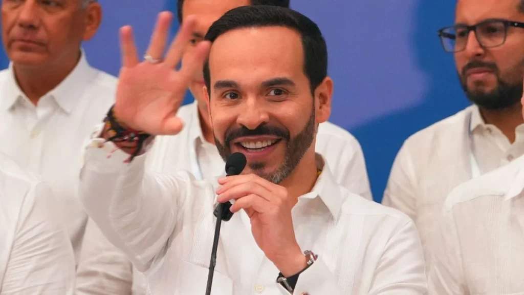Llegada presidentes Cali — Llegada presidentes Cali: Mandatarios arriban para posesión de Abelardo De la Es