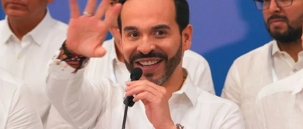 Llegada presidentes Cali — Llegada presidentes Cali: Mandatarios arriban para posesión de Abelardo De la Es