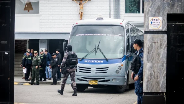 Combate extorsión carcelaria — Gobierno refuerza el Combate Extorsión Carcelaria con traslado estratégico de ca