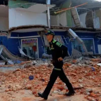 Pésame Papa Terremoto — Colombia Recibe Pésame Papa Terremoto Tras Sismo Devastador