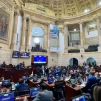 déficit presupuesto Congreso — Gobierno Petro Asigna $45.000 Millones para Superar Déficit Presupuesto Congreso