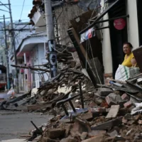 búsqueda sobrevivientes sismo — Búsqueda Sobrevivientes Sismo: Colombia Lucha Contra el Reloj Tras Terremoto
