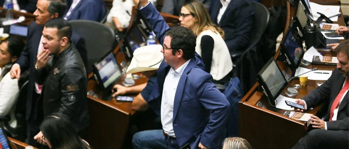 Descontento Vicecontraloría Centro Democrático — Descontento en el Centro Democrático por Vicecontraloría