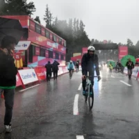 Vuelta España etapa cancelada — Vuelta a España: Tormenta de granizo cancela etapa clave en los Pirineos