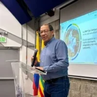 Regiones Administrativas RAP — El buen desempeño de las Regiones Administrativas RAP sin respaldo central en Co