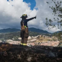 Ayuda humanitaria Chile — Chile Refuerza Capacidad de Colombia contra Incendios con Ayuda Humanitaria